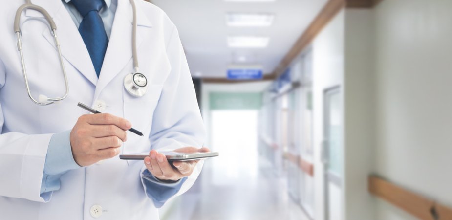 3 druhy tureckých klinik na transplantaci vlasů: jaké jsou mezi nimi rozdíly a na co si dát pozor?